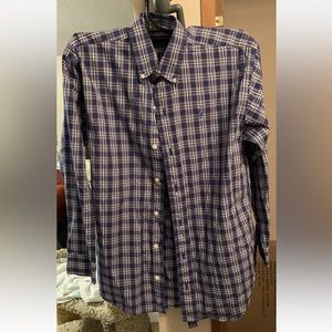 Ralph Lauren. Size Medium. ButtonUp. Long Sleeve. Excellent Condition